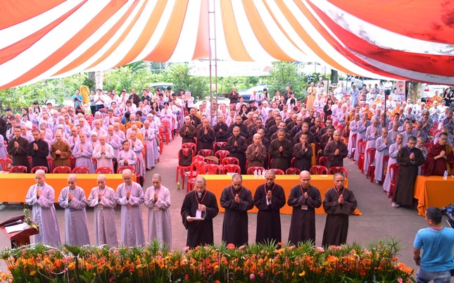 Trao Hoc Bong (9).JPG