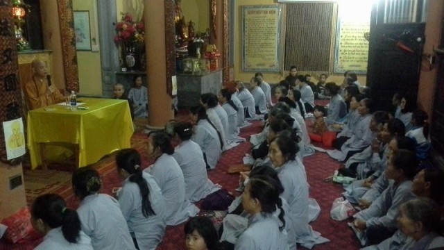8 nghe phap.jpg