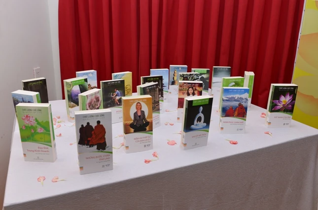 Ra mắt bộ sách “Chất lượng cuộc sống” ảnh 7 BTN_0239.JPG