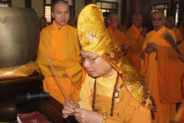 TT-Huế: Thành kính tưởng niệm Đức Phật hoàng ảnh 4 anh1.jpg