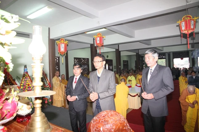 Quảng Trị: Tưởng niệm Phật hoàng nhập Niết-bàn ảnh 5 qtri7.jpg