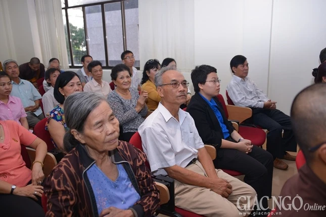 Ấm áp lễ kỷ niệm 39 năm thành lập Báo Giác Ngộ ảnh 16 ky niem 4.JPG