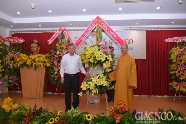 Ấm áp lễ kỷ niệm 39 năm thành lập Báo Giác Ngộ ảnh 6 ky niem 7.JPG
