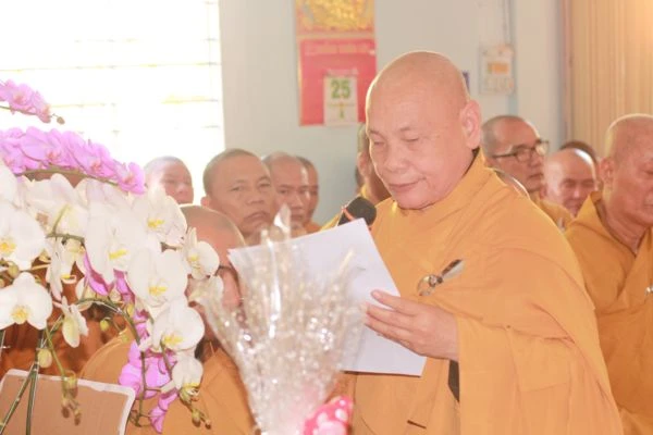 Vĩnh Long: Lễ Đại tường cố HT.Thích Đắc Pháp ảnh 3 son thang 3.jpg