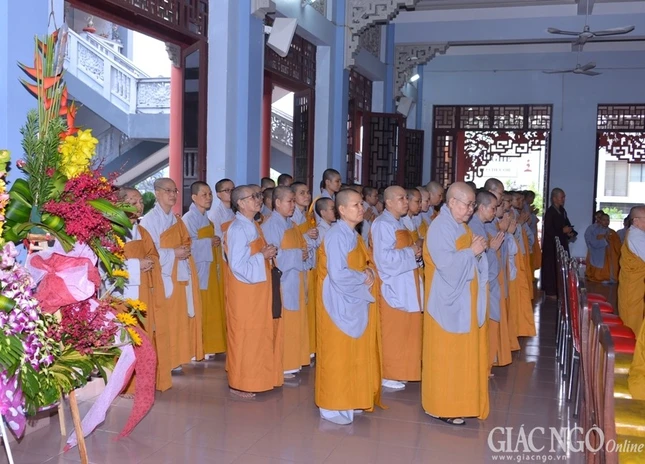 Lễ tưởng niệm lần thứ 21 Đức đệ nhất Pháp chủ GHPGVN ảnh 13 BT (7).jpg