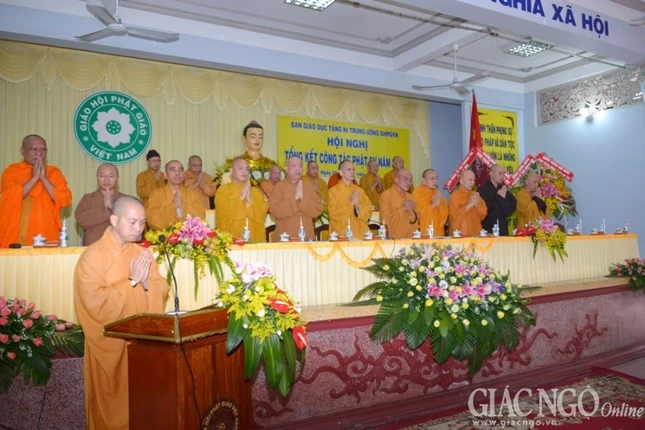 Tong Ket BGD Tang Ni (1).JPG