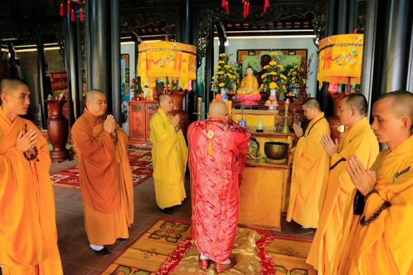 Tặng 500 phần quà Tết và cầu siêu tại Quảng Trị ảnh 3 _MG_04.jpg