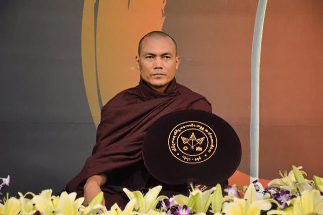 Ngài Tam Tạng thứ 12 giảng pháp tại chùa Hoằng Pháp ảnh 8 hp 8.jpg