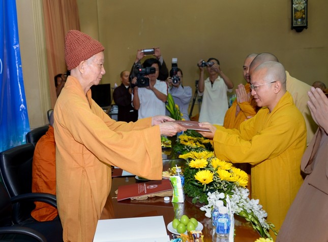 Vien Nghien cuu PH  (8).JPG