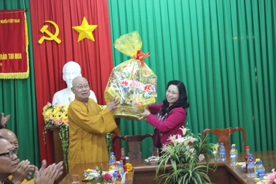 GHPGVN tỉnh Sóc Trăng thăm và chúc Tết lãnh đạo tỉnh ảnh 1 Chuc Tet Ban Dan van Tinh uy.jpg