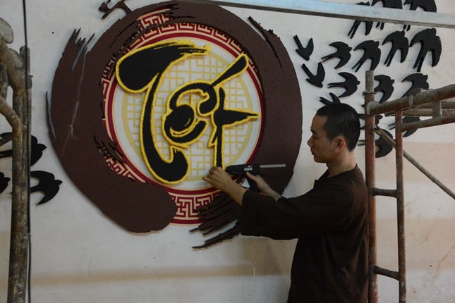 Chư Tăng, Phật tử chùa Hoằng Pháp rộn ràng đón Tết ảnh 11 c hp 12.jpg