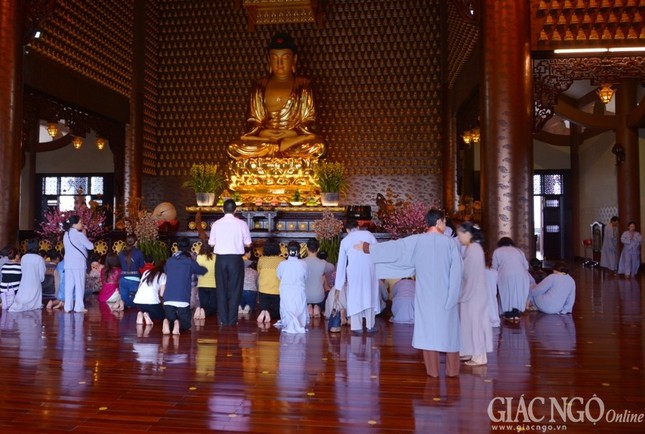 Di le chua Mong 1 Tet (4).JPG