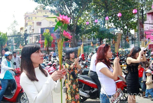 Viet Nam Quoc Tu (5).jpg
