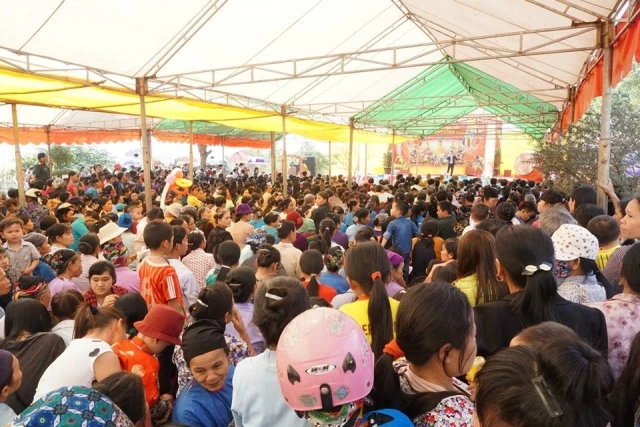 Ra mắt BTS GHPGVN H.Lang Chánh tại hội chùa Mèo ảnh 4 anh thanh hoa 7.jpg