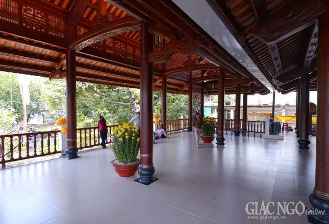 Chua Gia Lam (10).JPG