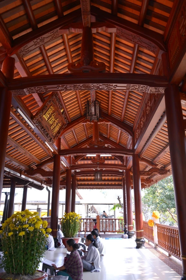 Chua Gia Lam (11).JPG