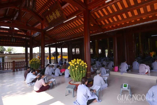 Chua Gia Lam (14).JPG