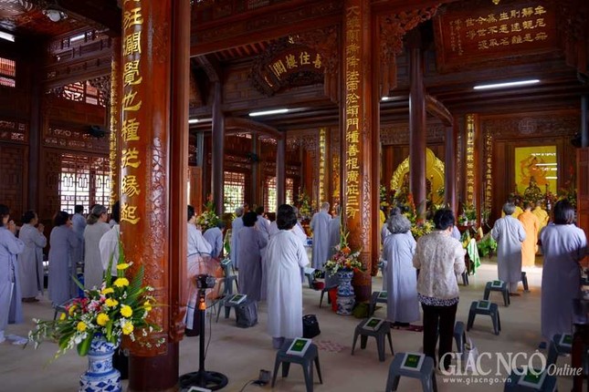 Chua Gia Lam (7).JPG