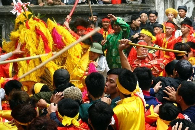 anh bai thay Hai.jpg