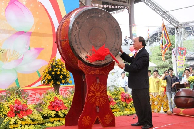 hoi chua bai dinh 4.jpg