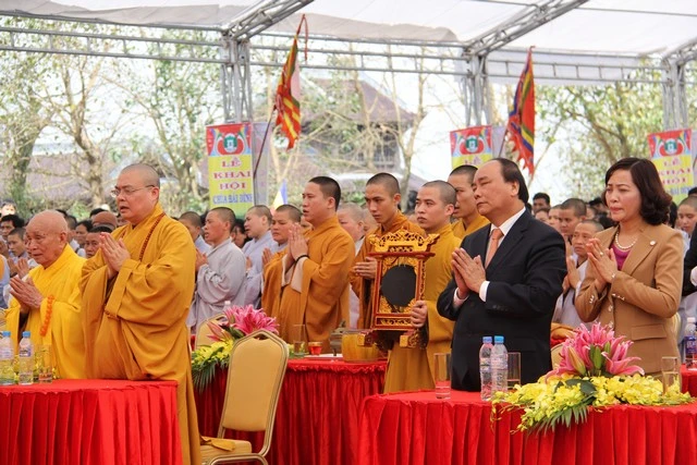 hoi chua bai dinh 5.jpg