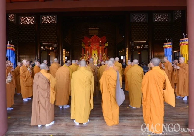 Le thinh su (17).jpg