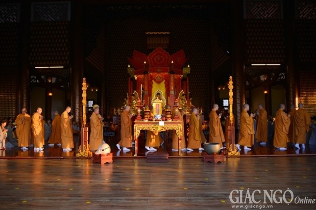 Niem Dan-Sai Tinh (10).JPG