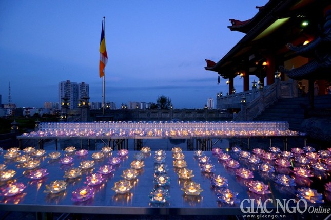 Niem Dan-Sai Tinh (16).JPG