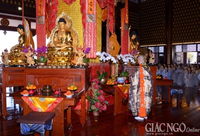 Niem Dan-Sai Tinh (4).JPG