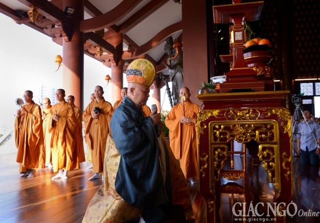 Niem Dan-Sai Tinh (5).JPG