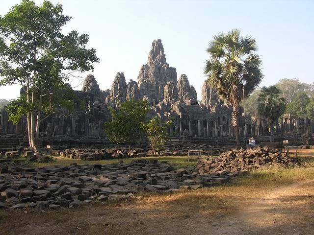 bayon 1.jpg
