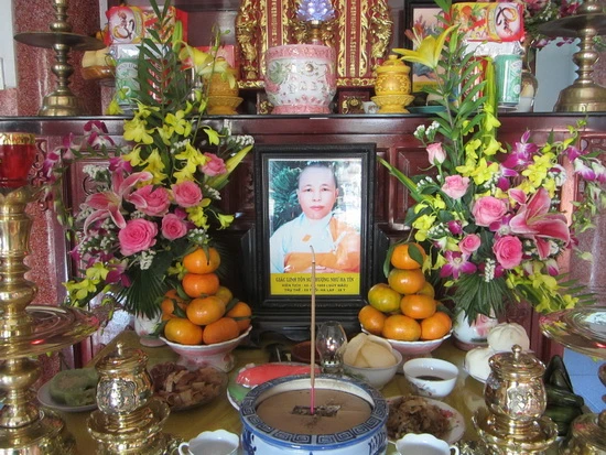 pq10 (NS Thich nu Nhu Tin).jpg