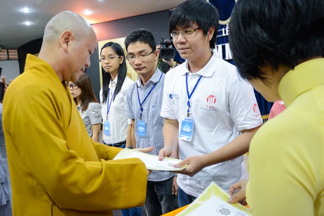 1 hoang phap 1.jpg