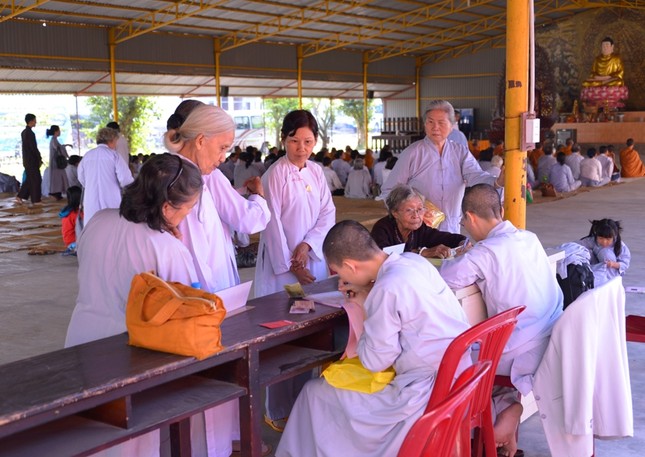 Khoa tu ngay 29-3 (5).JPG