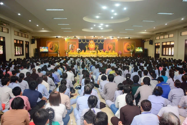hoang phap.jpg