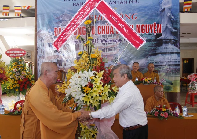 chua Hanh Nguyen 5.jpg