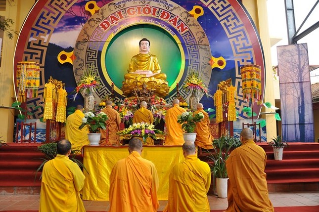 Hà Nội: Trên 250 giới tử thọ giới tại Đại giới đàn 2015 ảnh 3 1 hnoi 5.jpg