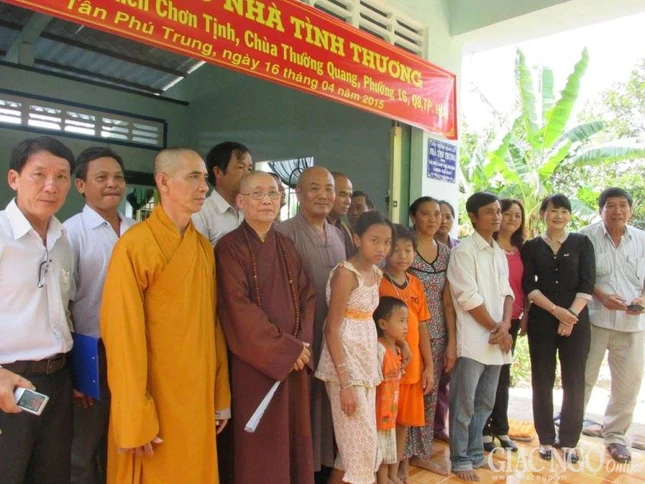 ANHHA.jpg