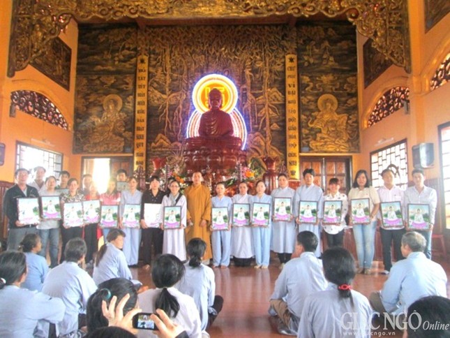 ANH HAU.jpg