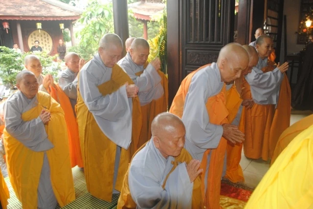 TT-Huế: Lễ húy nhật cố HT.Thích Chánh Trực ảnh 7 1 hue 6.JPG