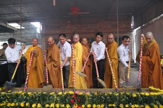 IMG_5296 (Medium).JPG