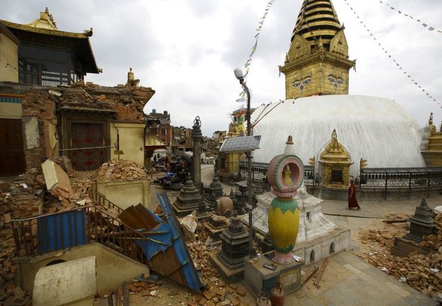 03shrine-nepal.jpg