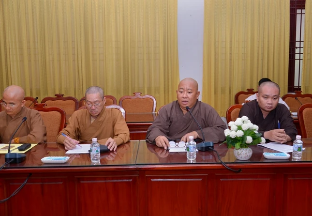 Hop giao ban chieu 6-5-2015 (4).JPG