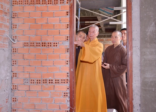 Khoa tu 10-5-2015 (6).JPG