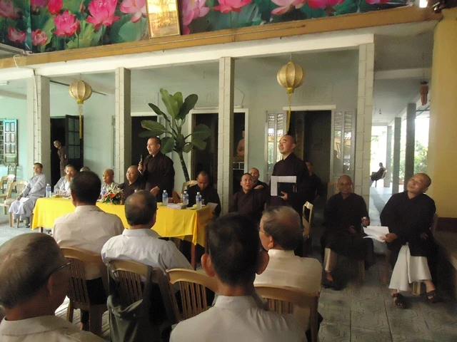 PG Hương Thủy triển khai Phật đản, yểm trợ Nepal ảnh 1 1 hue 2.JPG