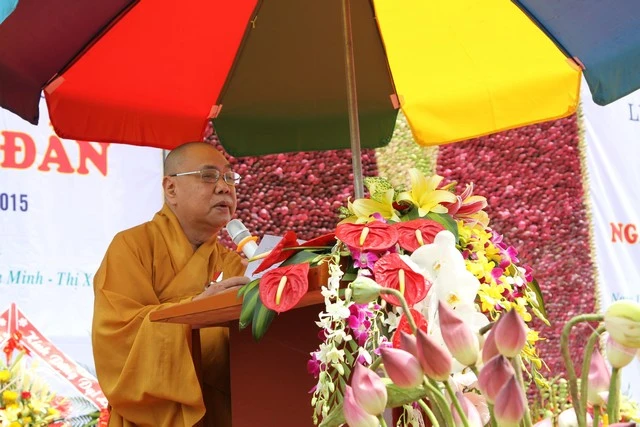 Lễ hội Văn hóa Phật giáo "Hương sen xứ Nghệ" ảnh 3 1 hsen 3.jpg