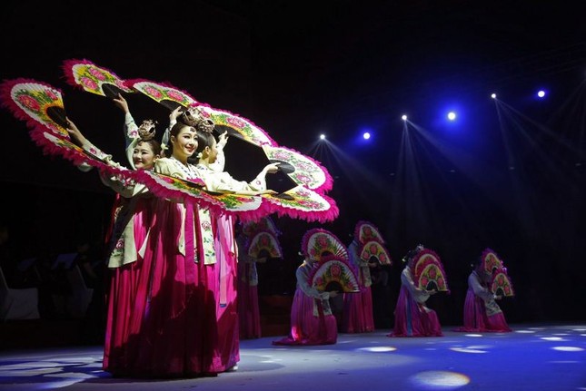 Singapore: Thủ tướng Lý Hiển Long chúc mừng Đại lễ Vesak ảnh 3 H3.jpg