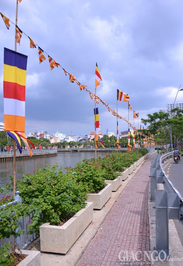 Khong khi Phat dan  (4).jpg