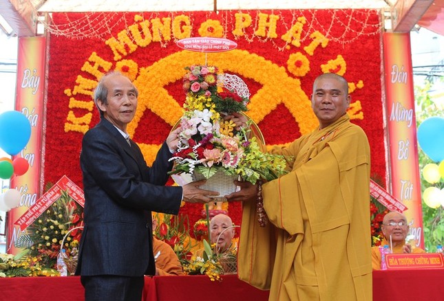 TP.HCM: Chùa Liên Hoa mừng Phật đản ảnh 1 5lh.jpg