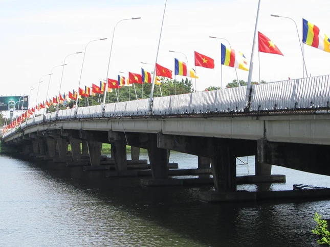 TT-Huế: Phật đản về trên những nẻo đường ảnh 4 IMG_6312.JPG